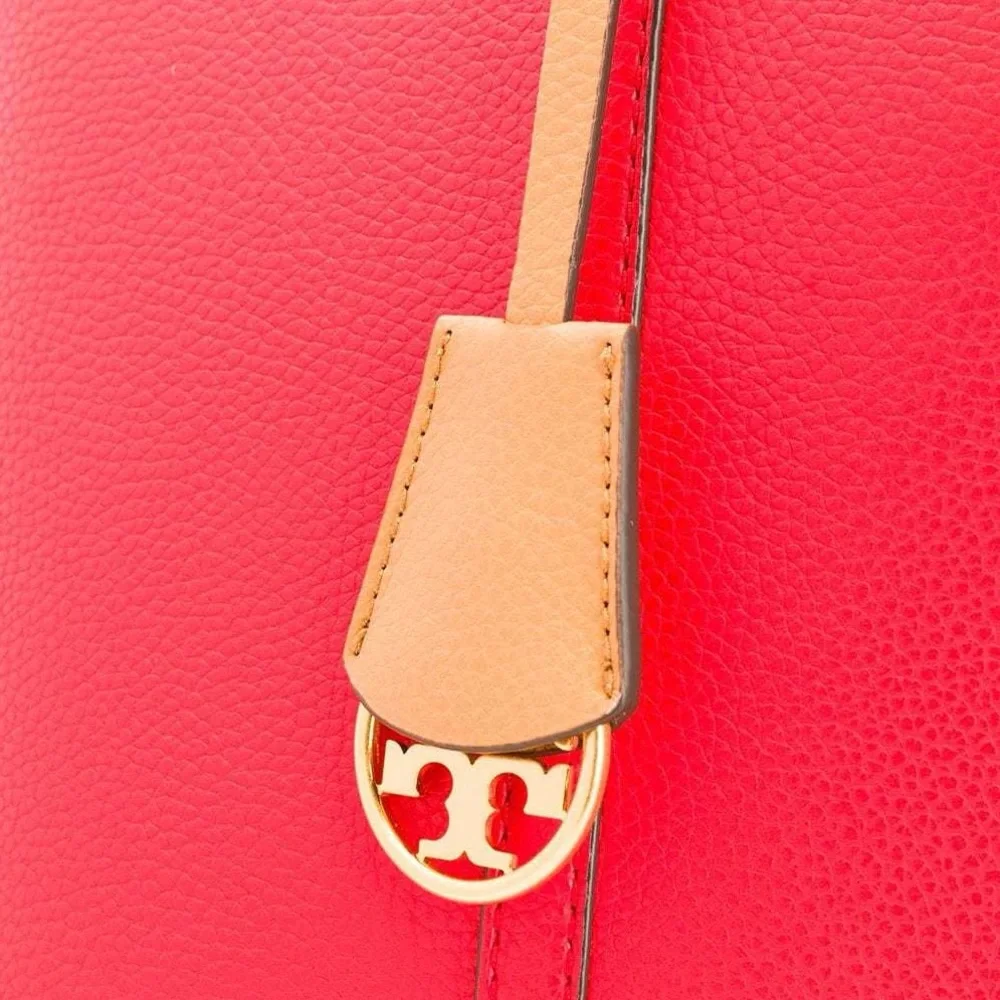 TORY BURCH PERRY TRIPLE COMPARTMENT
TOTE BAG - Picture 2 of 9